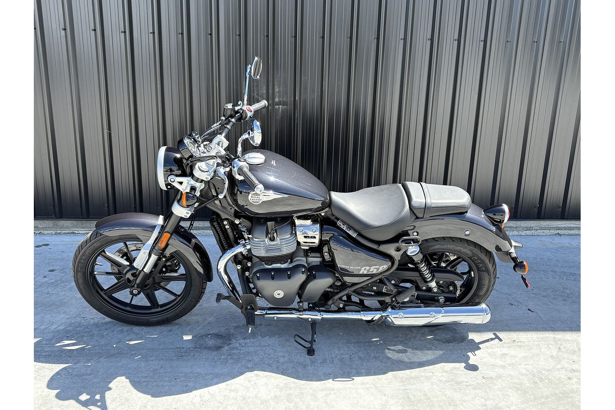 2026 Royal Enfield Super Meteor 650 -Astral Black
