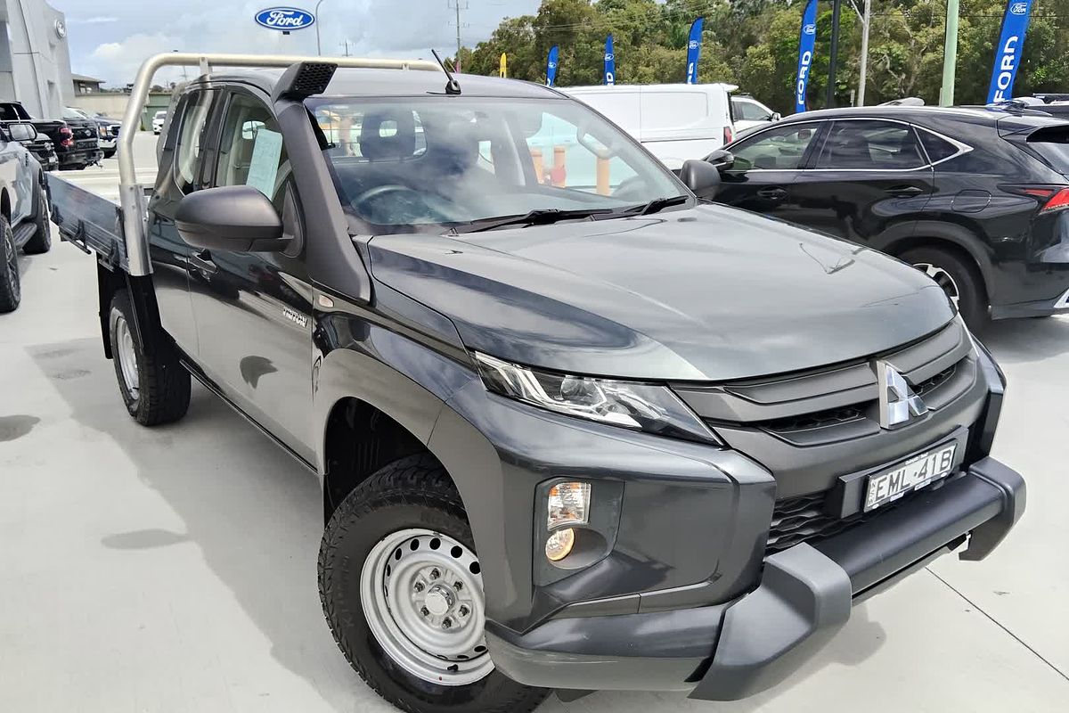 2021 Mitsubishi Triton GLX MR 4X4
