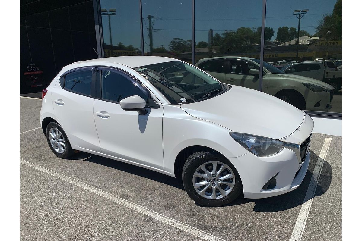 2017 Mazda 2 Maxx DJ Series
