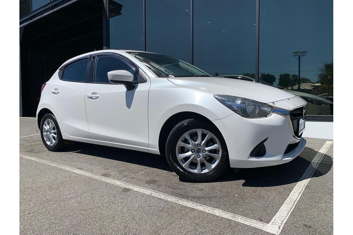 2017 Mazda 2 Maxx DJ Series