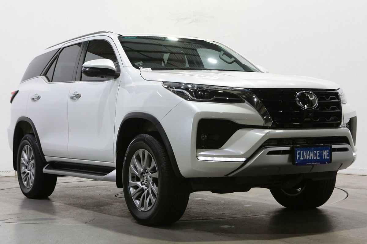2023 Toyota Fortuner Crusade GUN156R