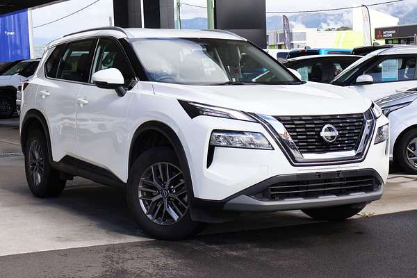 2024 Nissan X-TRAIL ST T33