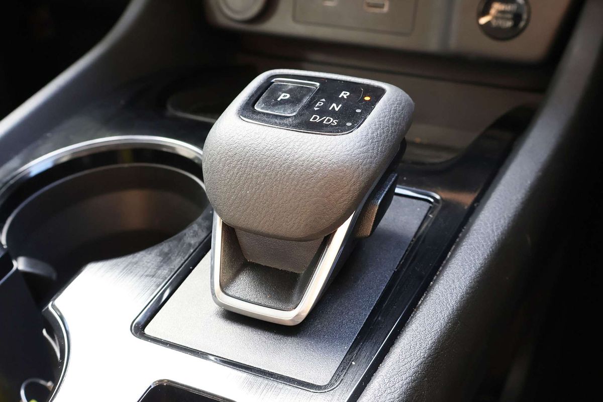 2024 Nissan X-TRAIL ST T33