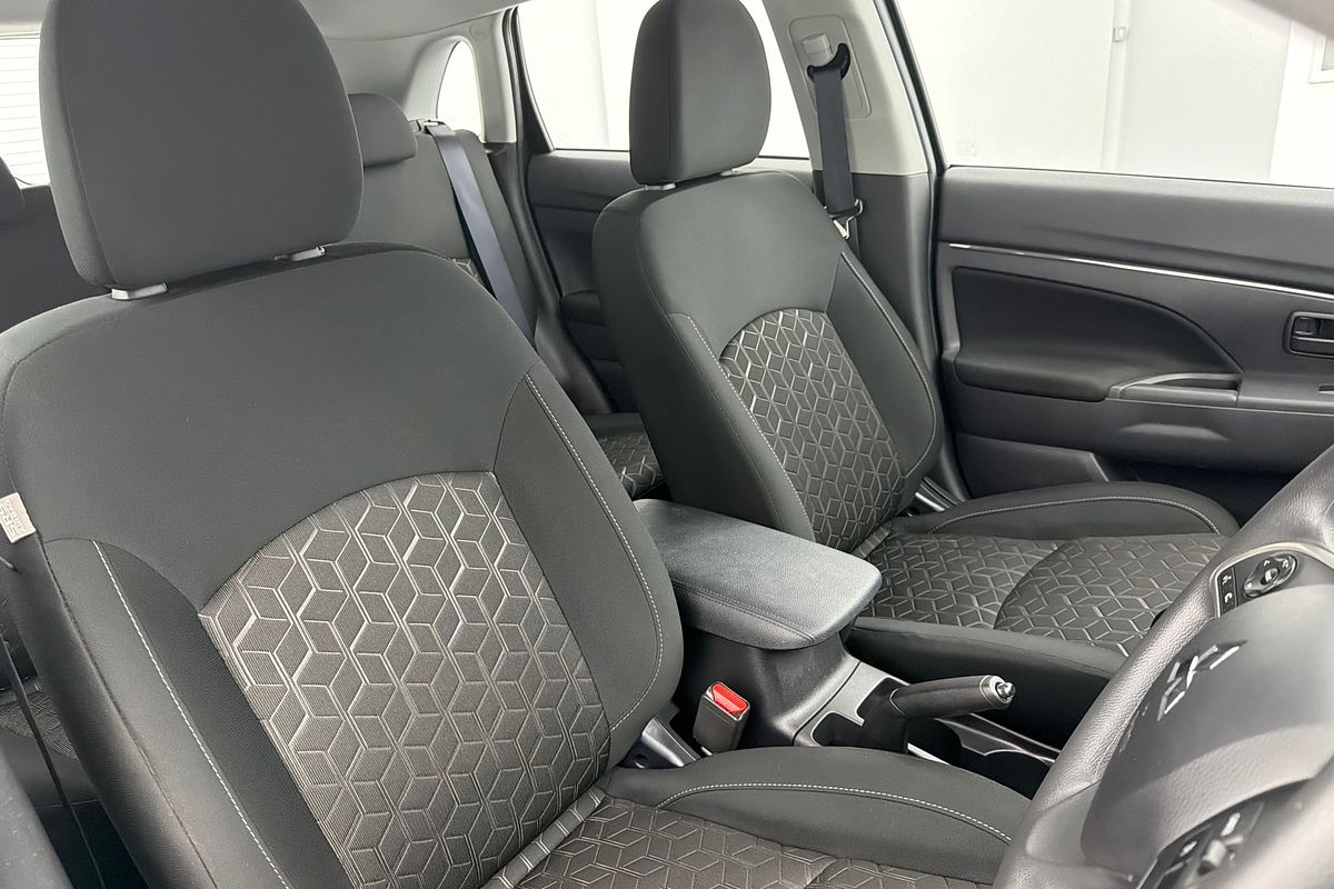 2023 Mitsubishi ASX GS XD