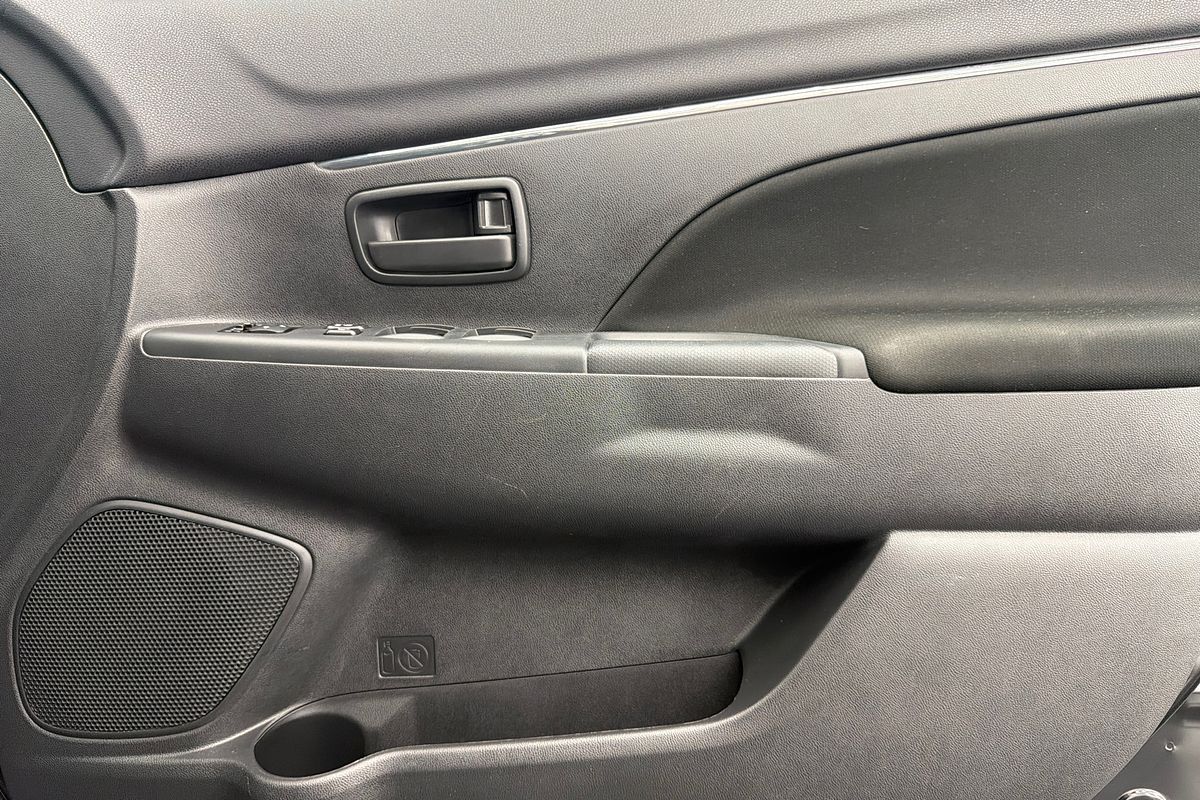 2023 Mitsubishi ASX GS XD