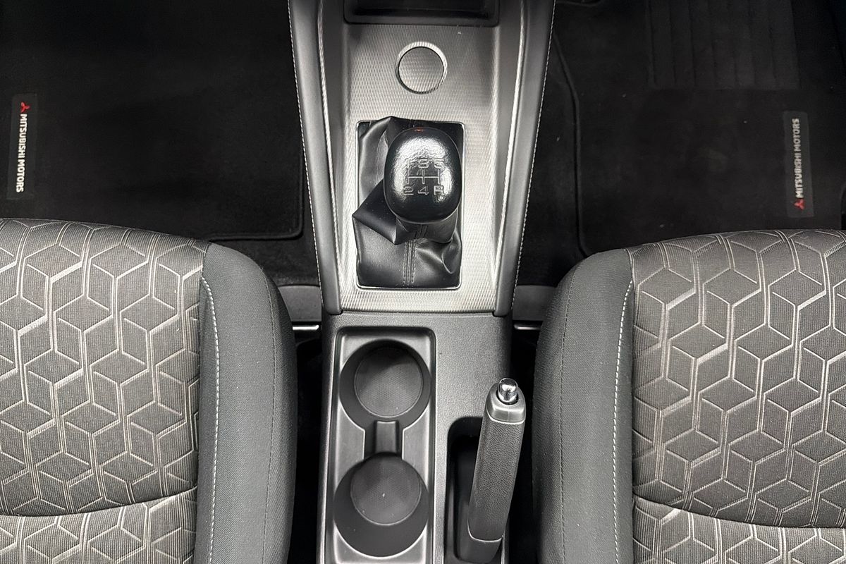 2023 Mitsubishi ASX GS XD