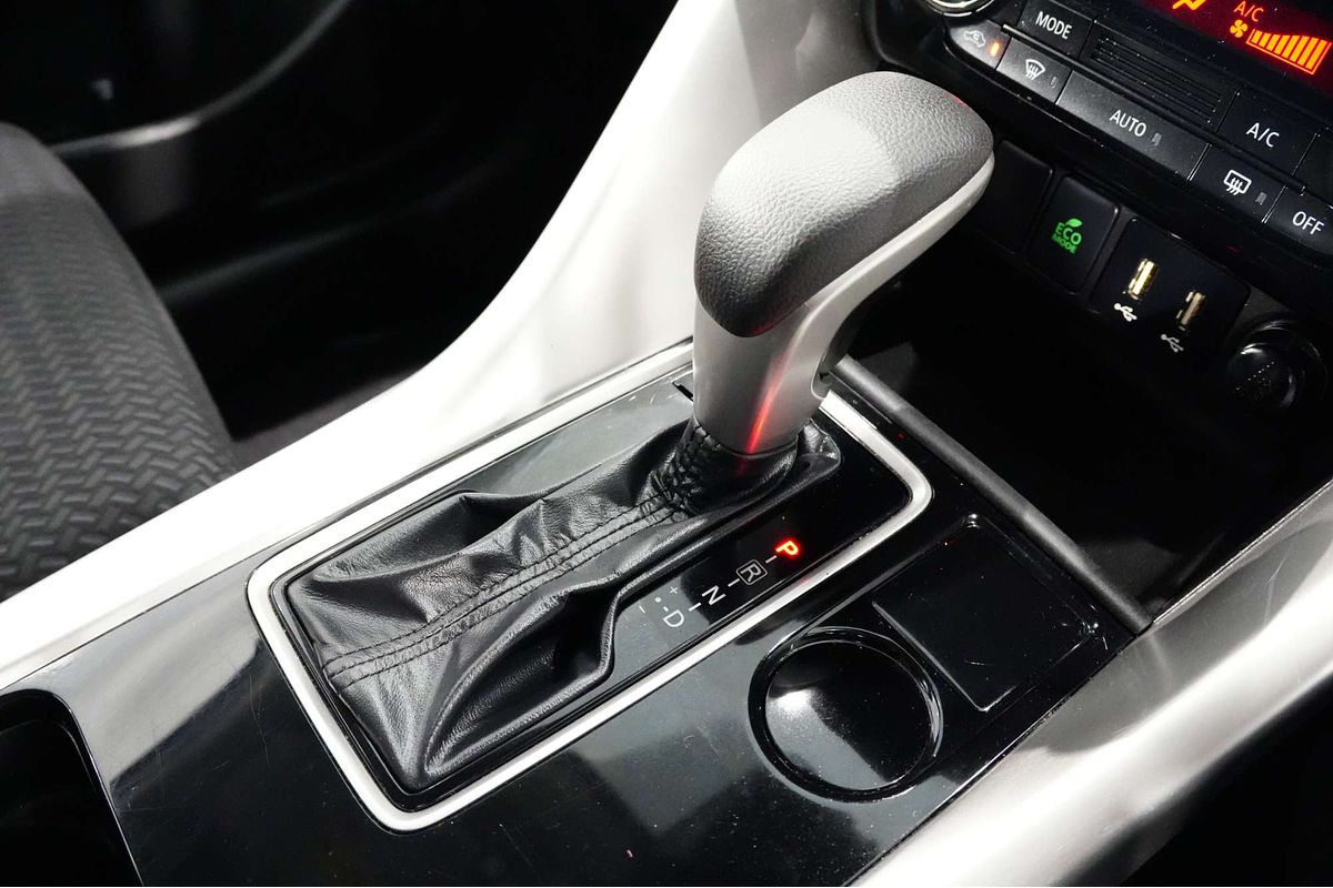 2022 Mitsubishi Eclipse Cross ES YB