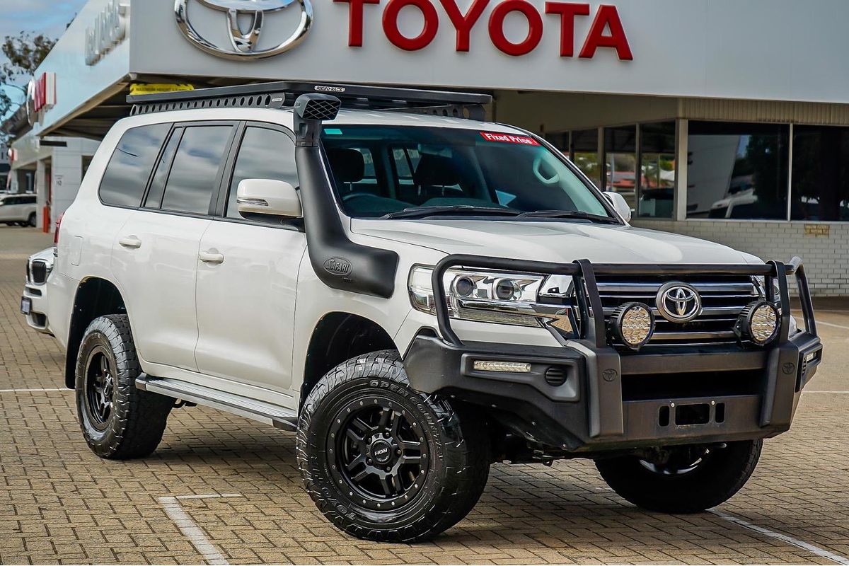 2017 Toyota Landcruiser GXL VDJ200R