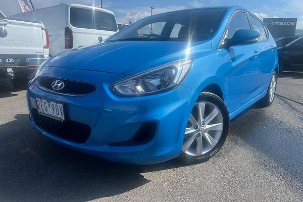 2019 Hyundai Accent Sport RB6