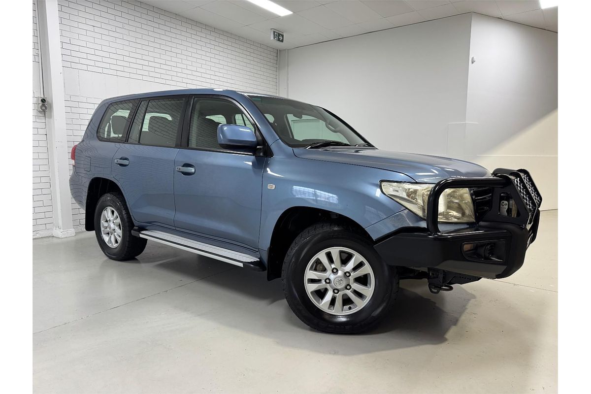 2009 Toyota Landcruiser GXL (4x4) VDJ200R 09 UPGRADE