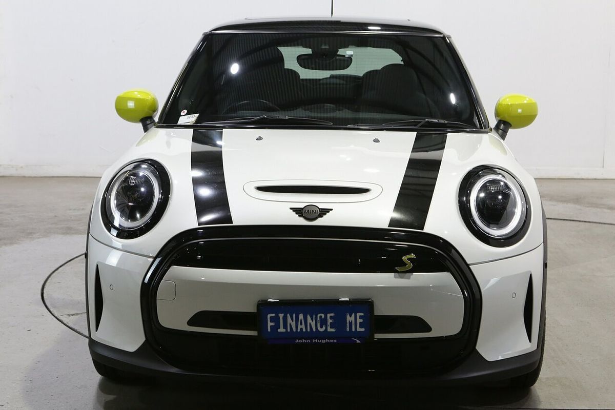 2023 MINI Hatch Cooper SE MINI Yours F56 LCI-2