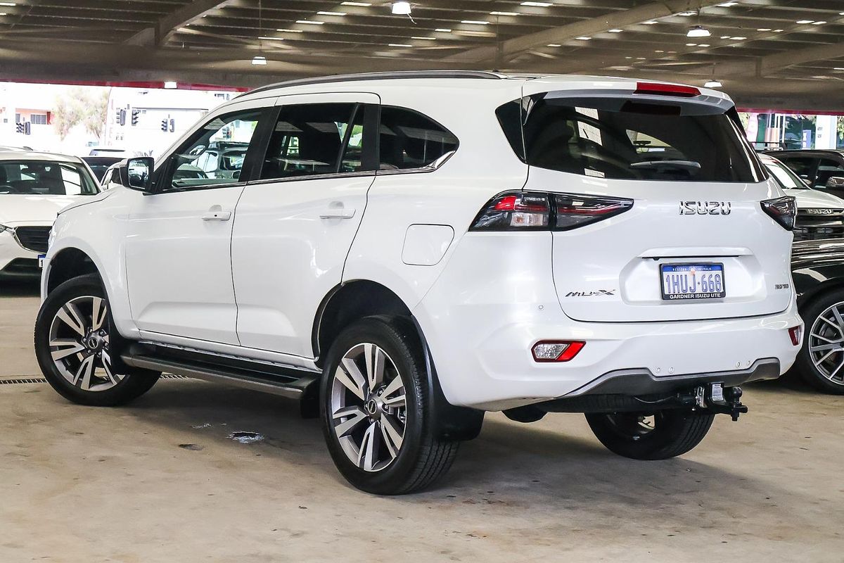 2023 Isuzu MU-X LS-T