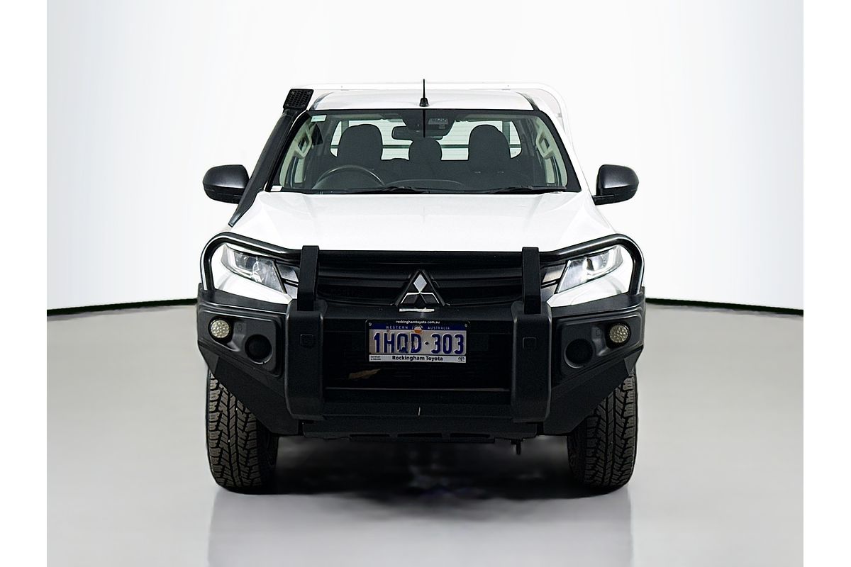 2022 Mitsubishi Triton GLX MR 4X4