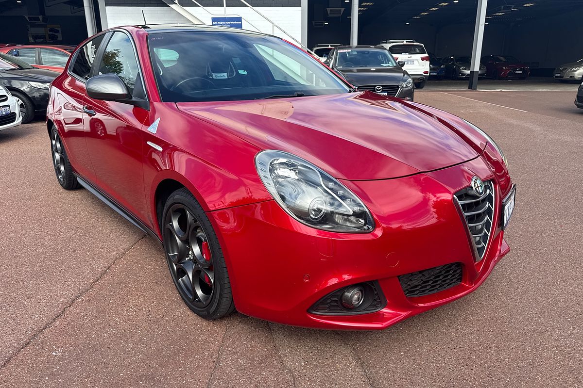 2015 Alfa Romeo Giulietta Quadrifoglio Verde Series 1