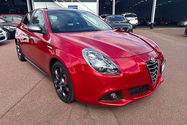 2015 Alfa Romeo Giulietta Quadrifoglio Verde Series 1