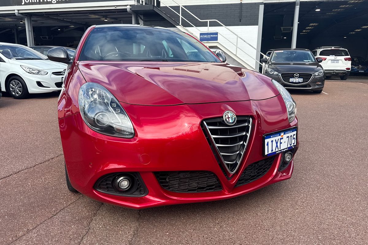 2015 Alfa Romeo Giulietta Quadrifoglio Verde Series 1