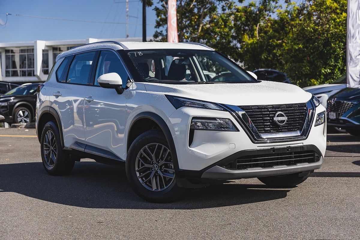 2025 Nissan X-TRAIL ST T33