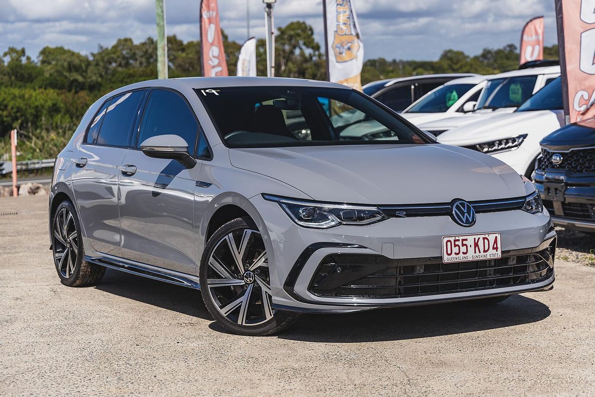 2022 Volkswagen Golf 110TSI R-Line 8