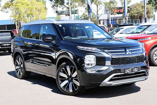 2025 Mitsubishi Outlander Exceed Tourer ZM