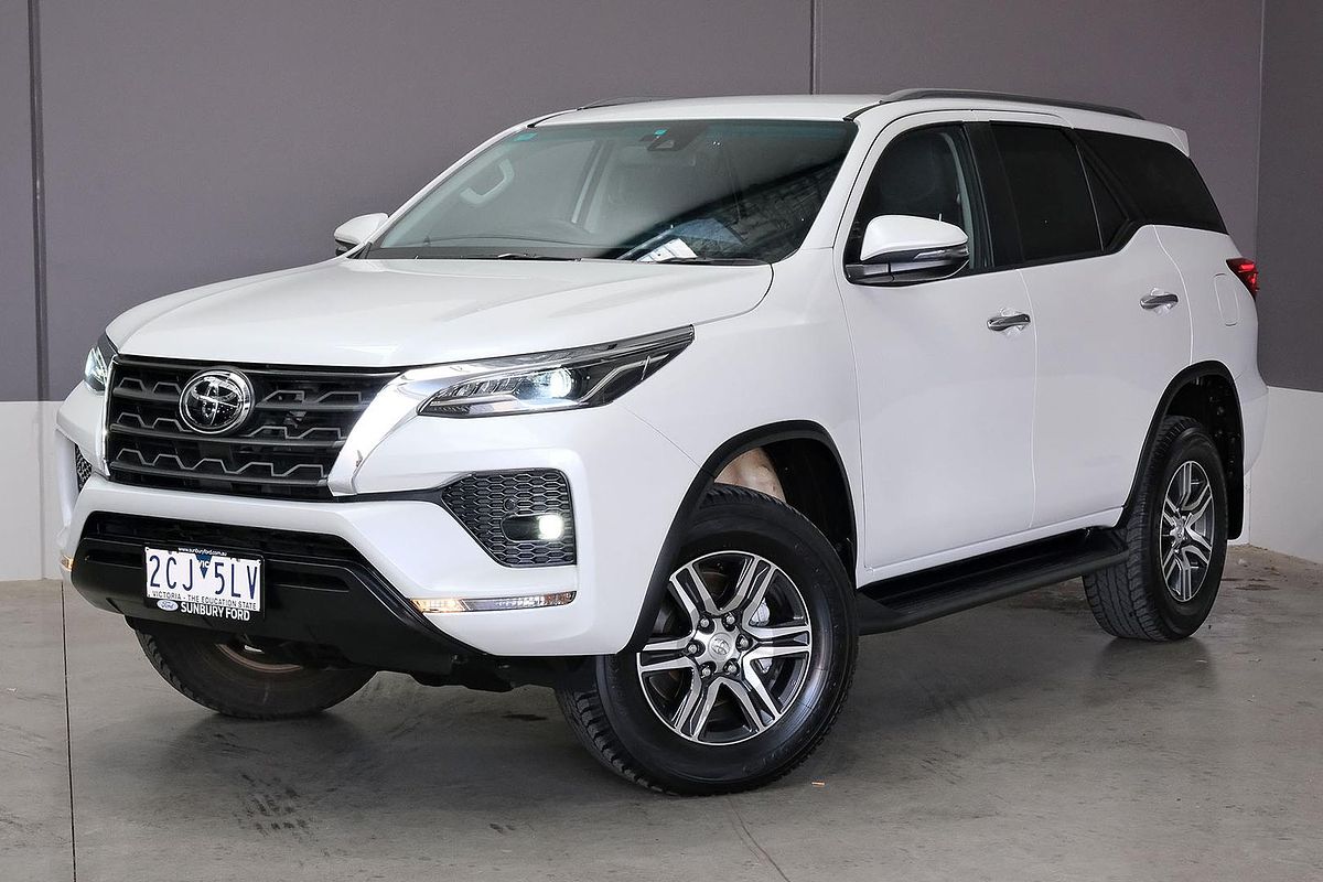 2025 Toyota Fortuner GXL GUN156R