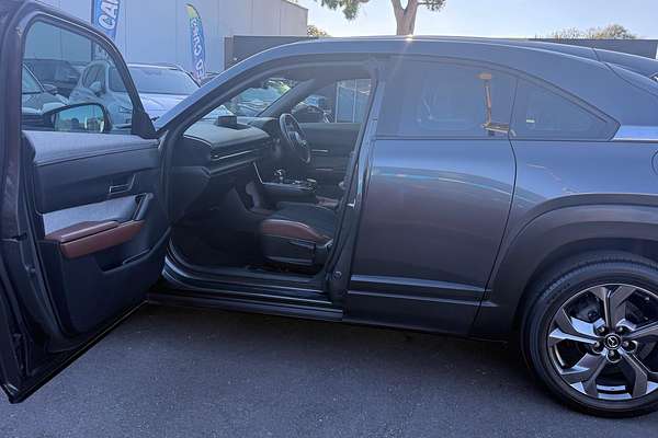 2021 Mazda MX-30 G20e Astina DR Series thumb-15