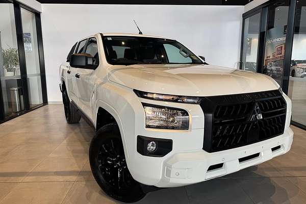 2025 Mitsubishi Triton GLX-R MV 4X4