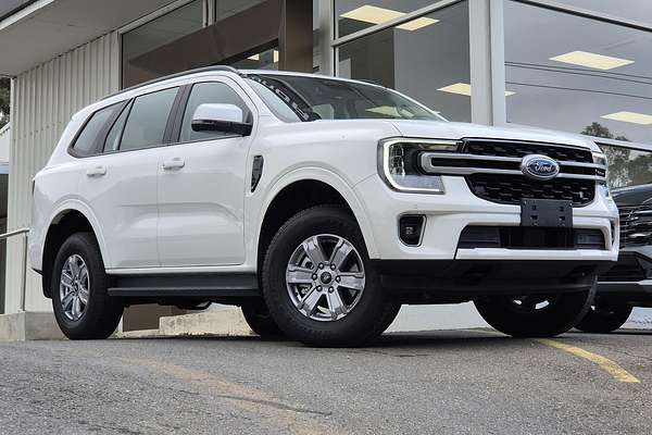 2025 Ford Everest Ambiente 2.0L