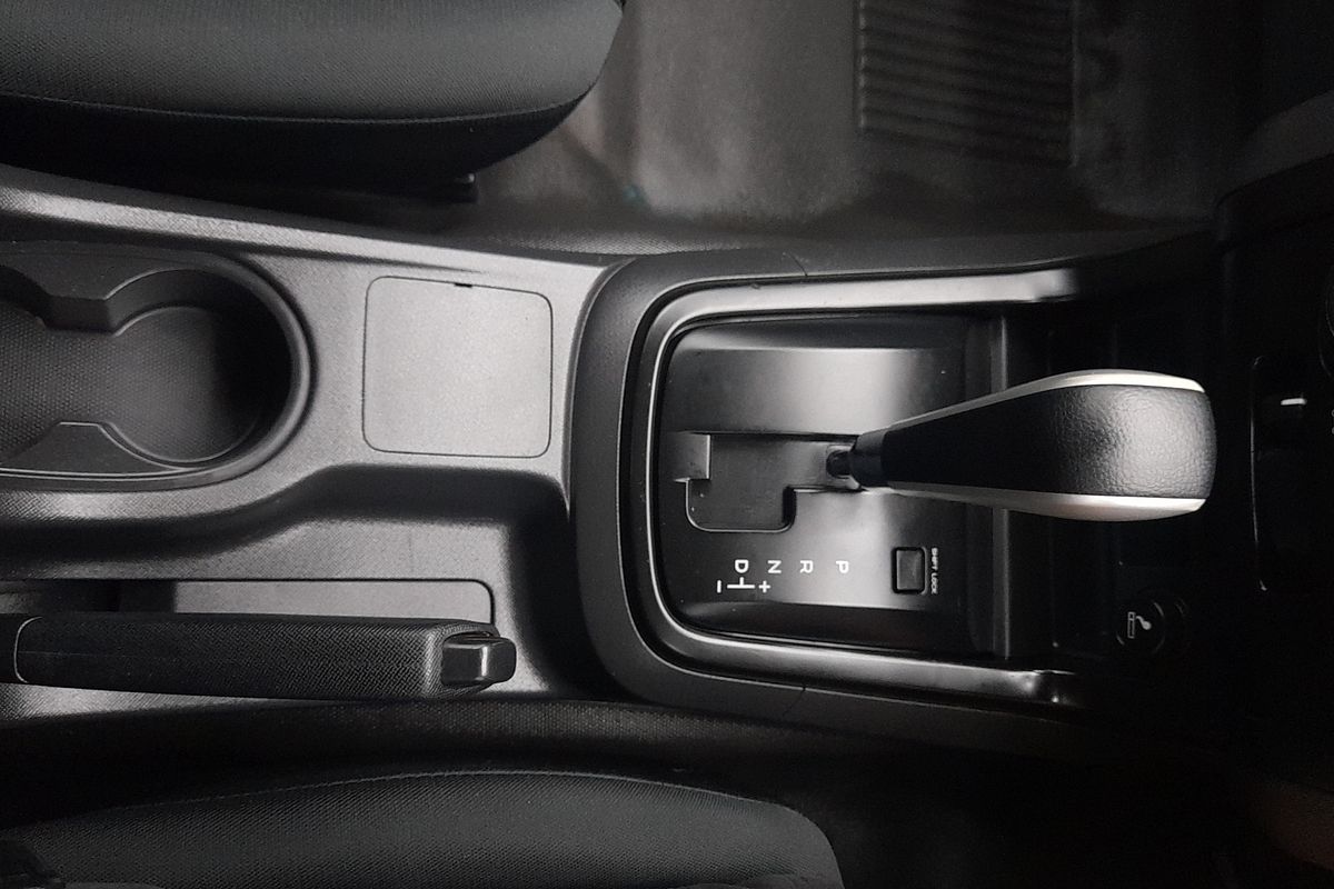 2020 Isuzu D-MAX SX High Ride  Rear Wheel Drive