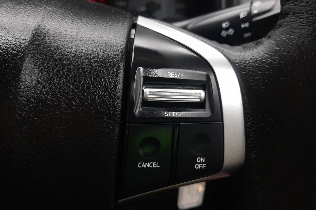 2020 Isuzu D-MAX SX High Ride  Rear Wheel Drive