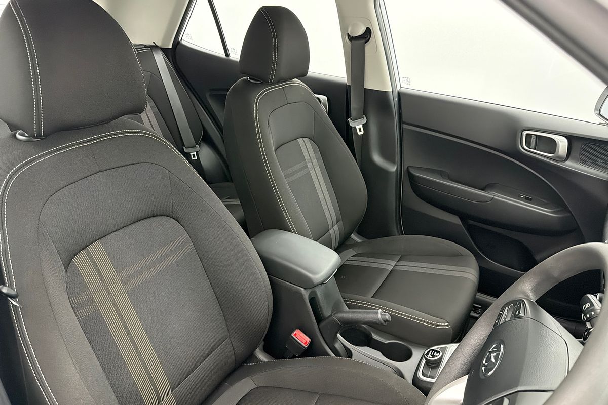 2023 Hyundai Venue QX.V5