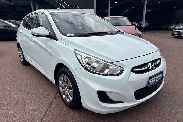 2015 Hyundai Accent Active RB3