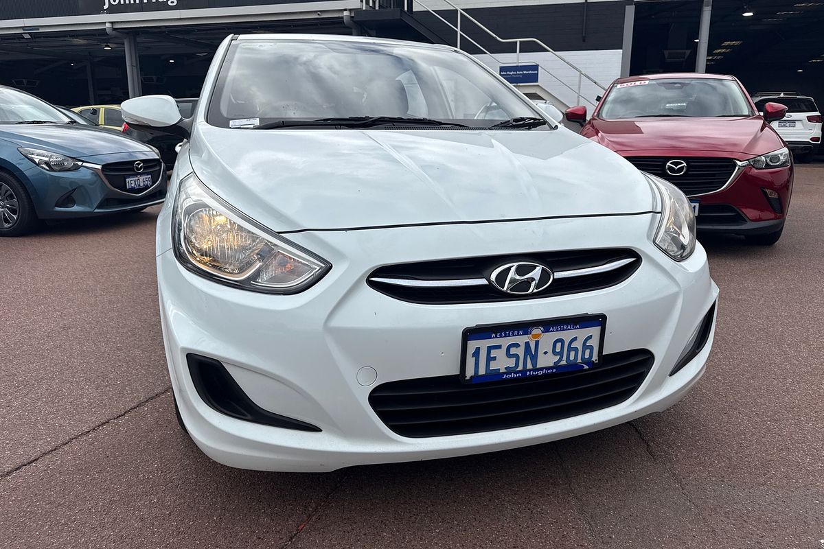 2015 Hyundai Accent Active RB3