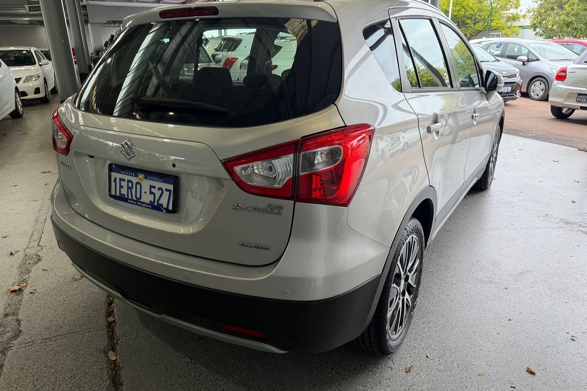 2014 Suzuki S-Cross GLX JY