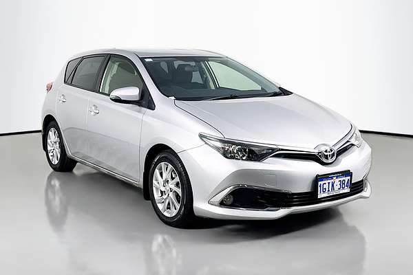 2017 Toyota Corolla Ascent Sport ZRE182R