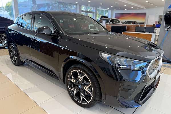 2024 BMW iX2 xDrive30 M Sport U10