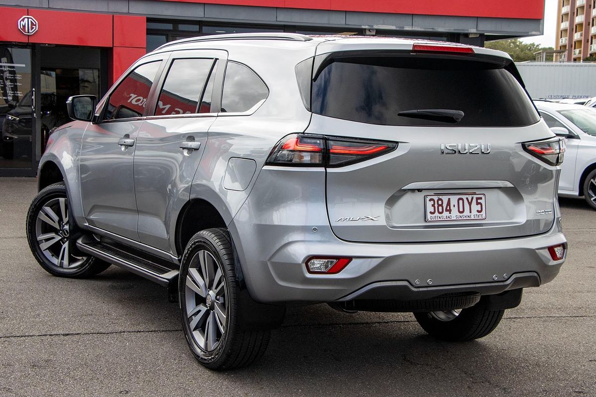 2023 Isuzu MU-X LS-T