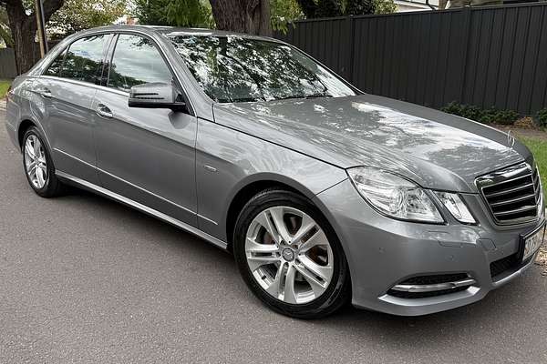 2011 Mercedes-Benz E-Class E250 CGI Avantgarde W212
