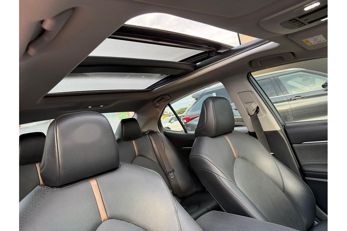 2018 Toyota Camry SL ASV70R