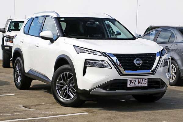 2025 Nissan X-TRAIL ST T33