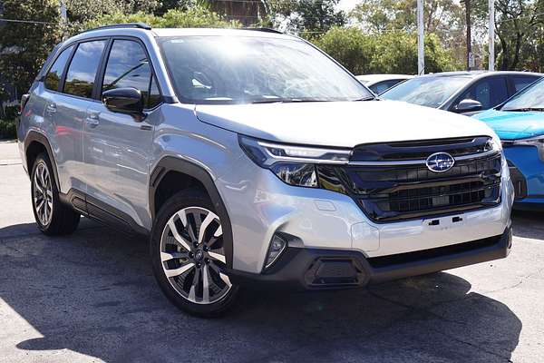 2025 Subaru Forester Hybrid Touring S6