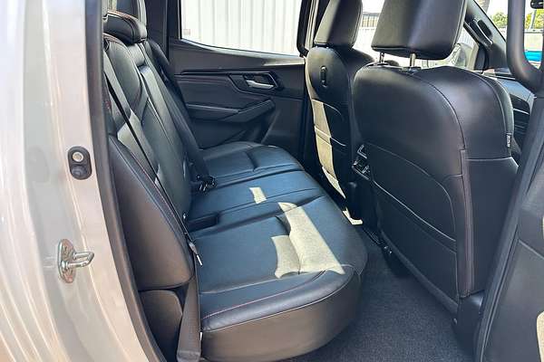 2022 Isuzu D-MAX X-TERRAIN 4X4 thumb-6