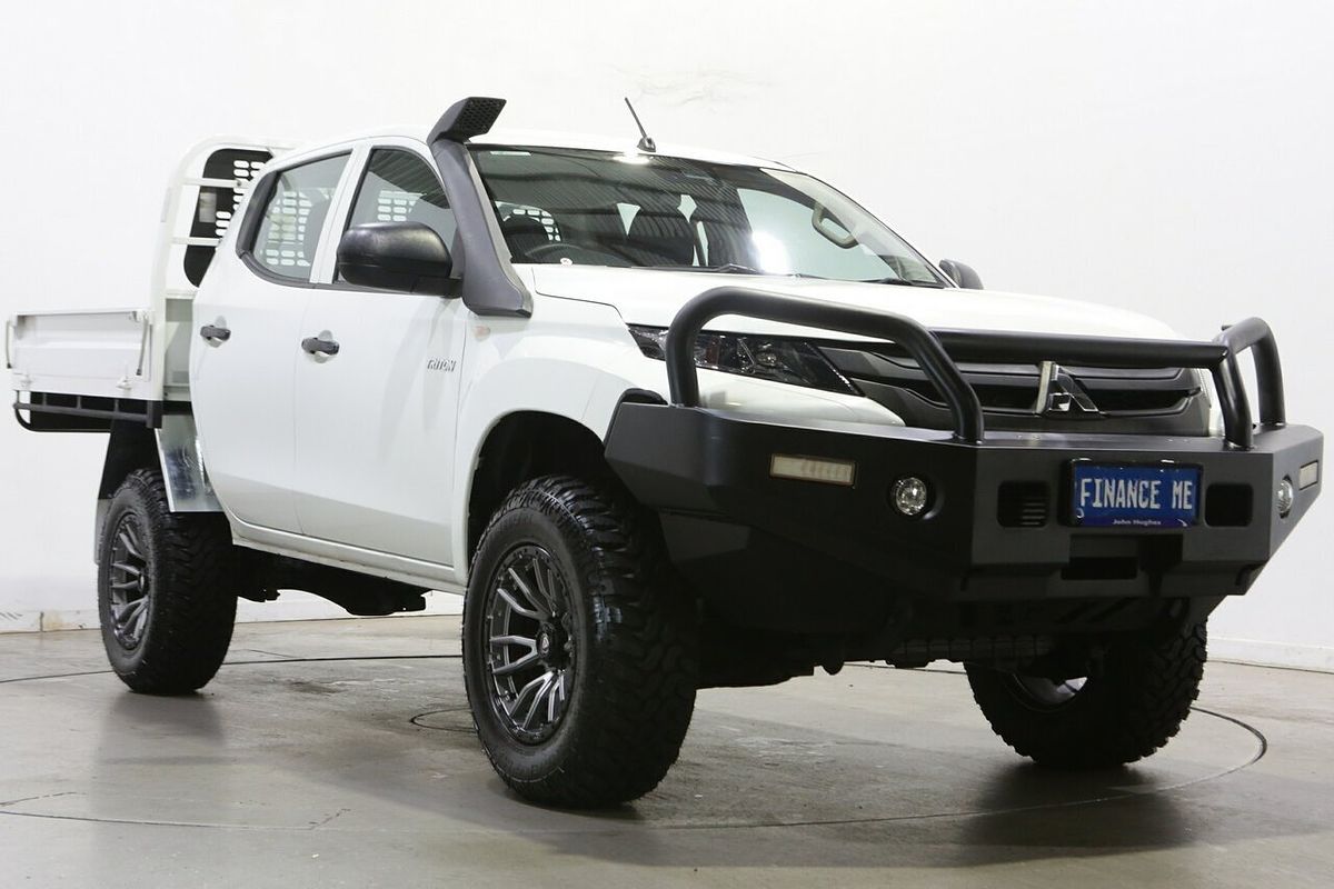 2022 Mitsubishi Triton GLX MR 4X4