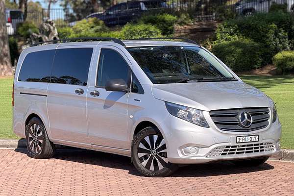 2022 Mercedes-Benz eVito Tourer 129 447 MWB