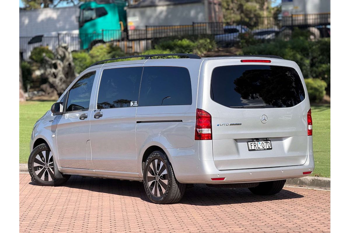2022 Mercedes-Benz eVito Tourer 129 447 MWB