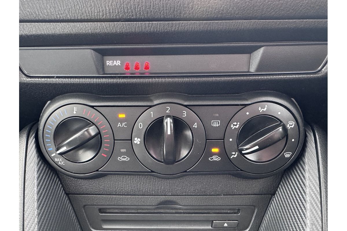 MAZDA2 N 6AUTO SEDAN NEO