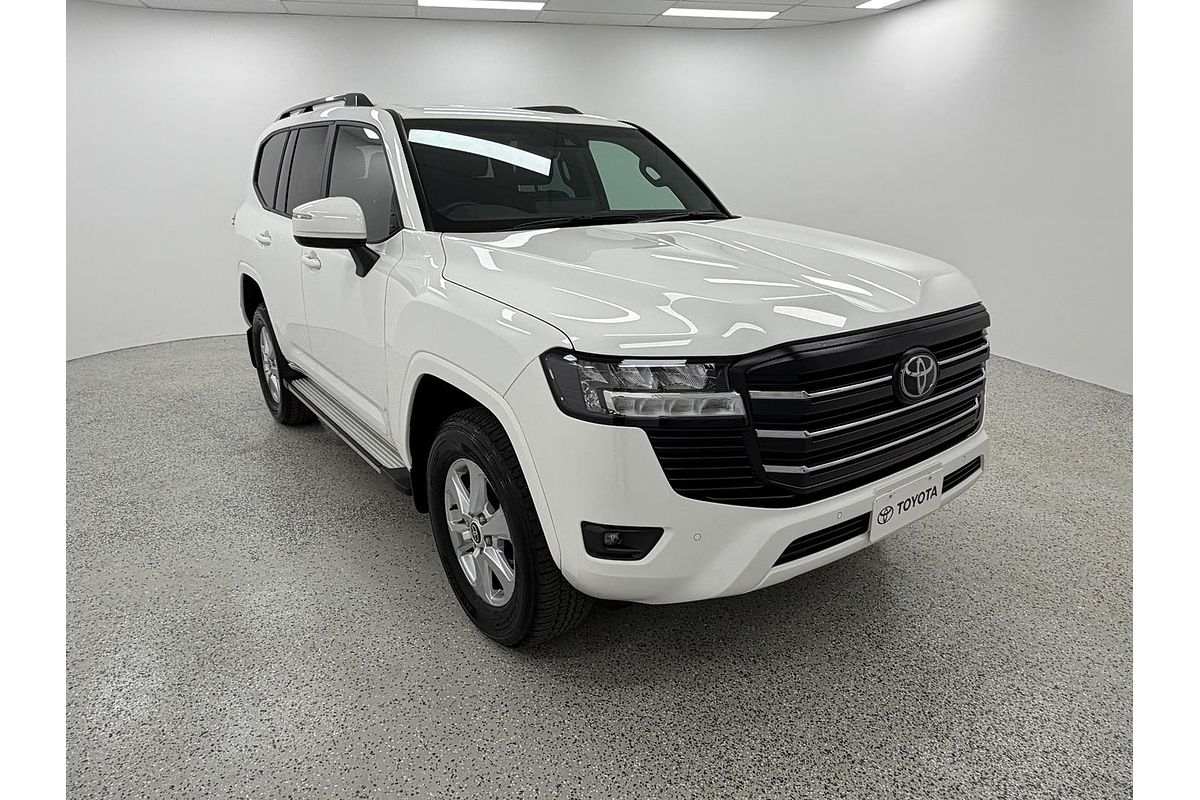 2024 Toyota Landcruiser GXL FJA300R