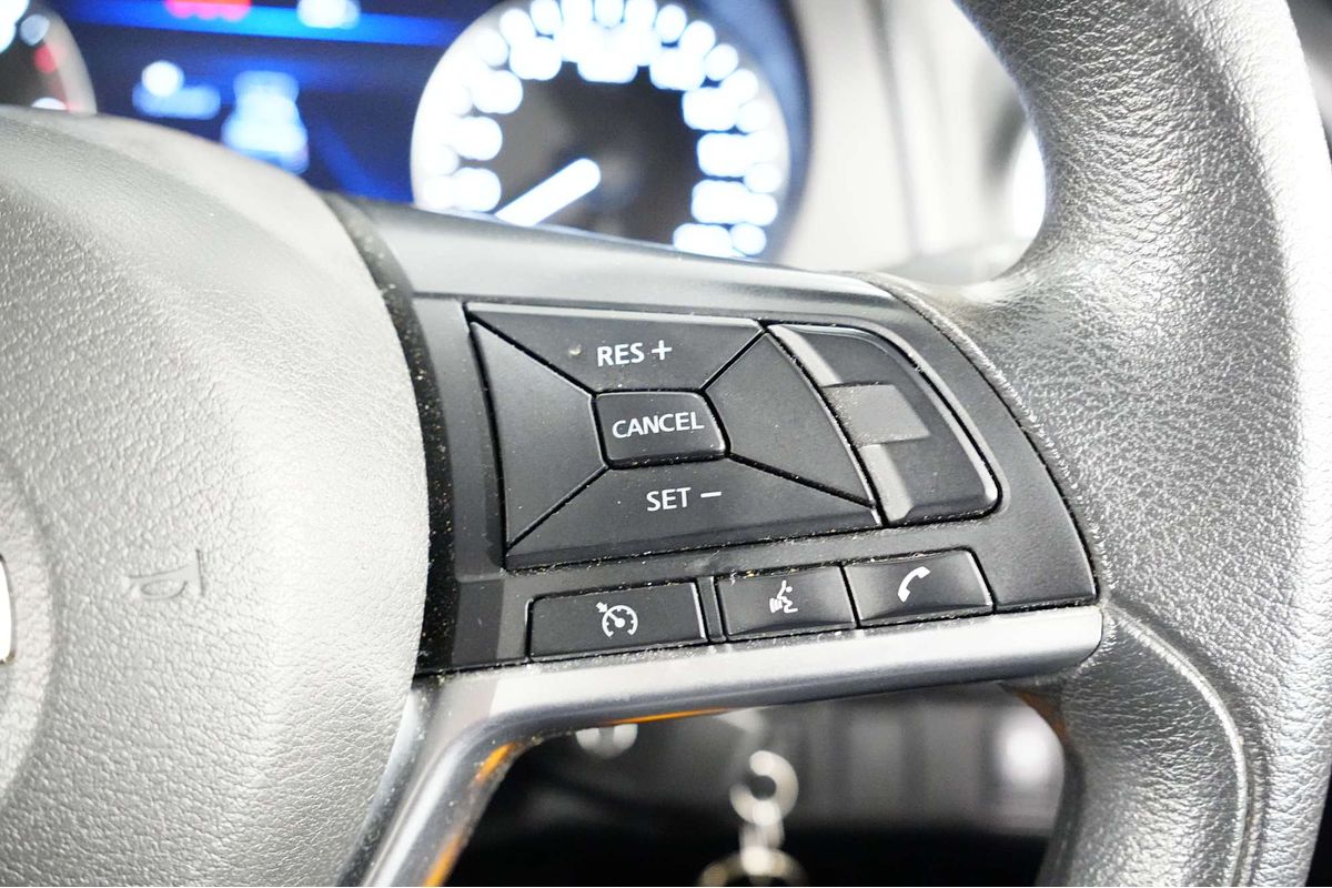 2022 Nissan Navara SL D23 Rear Wheel Drive