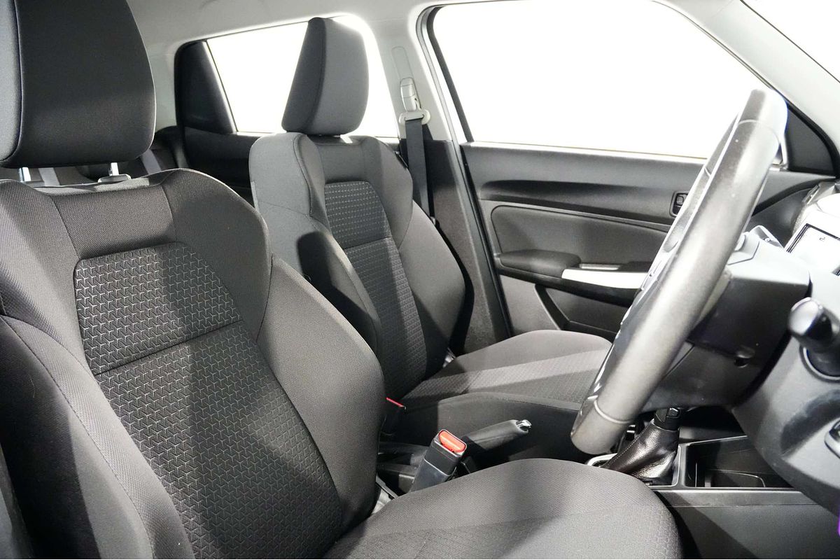 2018 Suzuki Swift GL Navigator AZ