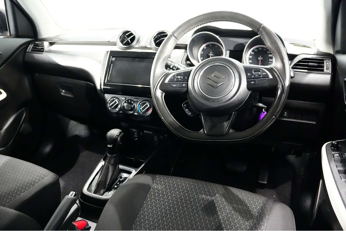 2018 Suzuki Swift GL Navigator AZ