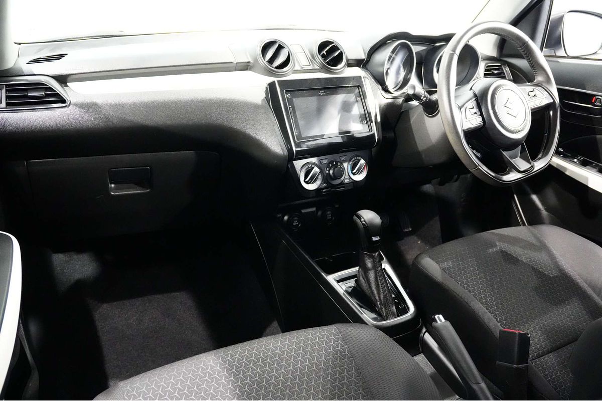 2018 Suzuki Swift GL Navigator AZ